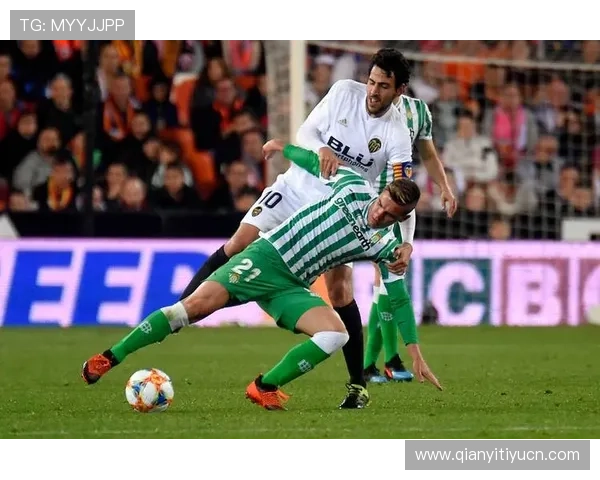 千亿球友会平台为足球爱好者提供丰富的赛事直播与回放资源